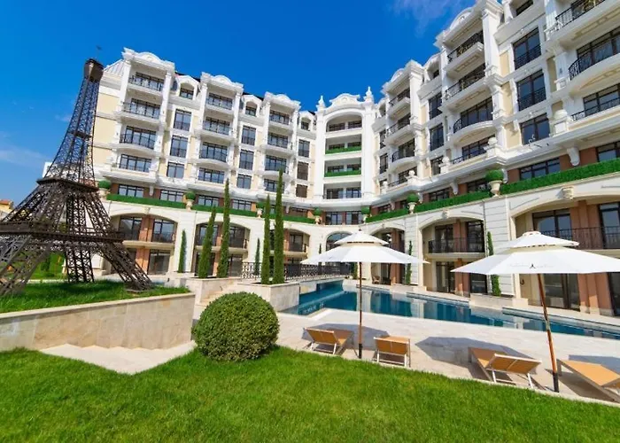 Апартаменты Romance Paris Свети-Влас