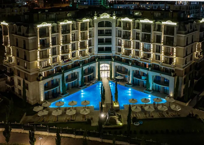 Romance Paris Апартаменты 4*